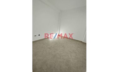 Venta De Departamento En Quinto Piso De Estreno Con Ascensor//ID:1143896