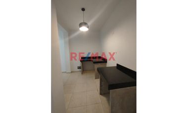 Venta De Departamento En Quinto Piso De Estreno Con Ascensor//ID:1143896