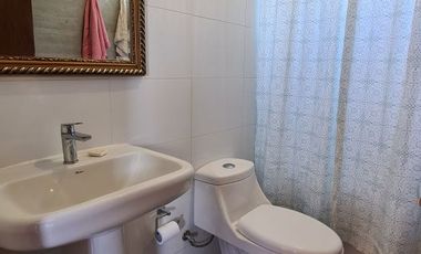 CASA CON VISTA Y ACCESO AL LAGO