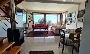 CASA CON VISTA Y ACCESO AL LAGO