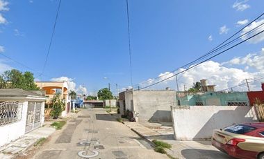 CASA EN VENTA UBICADA EN CALLE 31, FLAMBOYANES II, 97784, VALLADOLID, YUCATAN, MEXICO