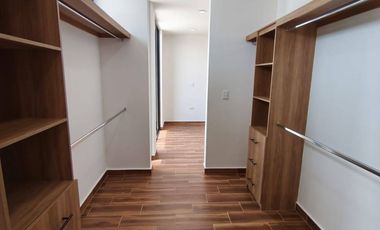 VENTA ESPECTACULAR con ROOF XARAMÁ Residencial, CENTRICO.