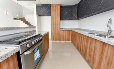 VENTA ESPECTACULAR con ROOF XARAMÁ Residencial, CENTRICO.