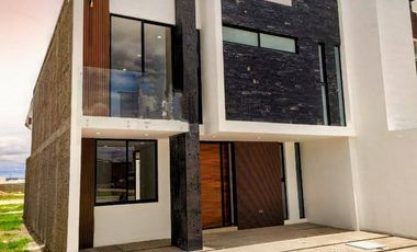 VENTA ESPECTACULAR con ROOF XARAMÁ Residencial, CENTRICO.