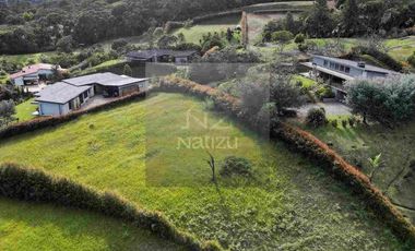 Lote en Parcelación cerrada La Ceja