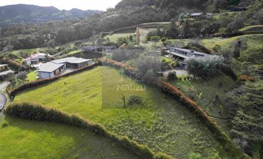 Lote en Parcelación cerrada La Ceja
