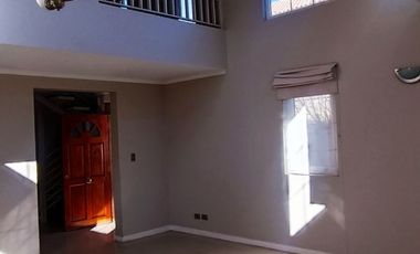 Vendo casa de cuatro dormitorios en Machali Rancagua