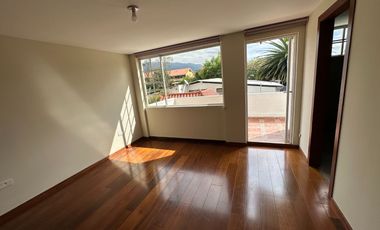 Casa independiente de venta sector la armenia con cuatro dormitorios