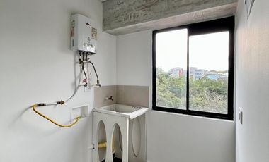 Se vende apartamento en Álamos Pereira con permiso para Airbnb en lujoso edificio.