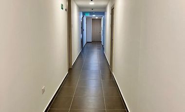 Se vende apartamento en Álamos Pereira con permiso para Airbnb en lujoso edificio.