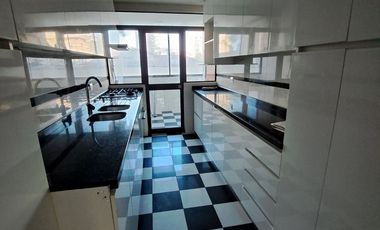 Espectacular departamento 4D, 3B , 2E a pasos Avenida San Martín