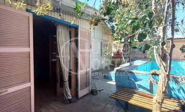 CASA  CON  GRAN POTENCIAL PARA REMODELAR