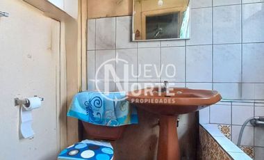 CASA  CON  GRAN POTENCIAL PARA REMODELAR