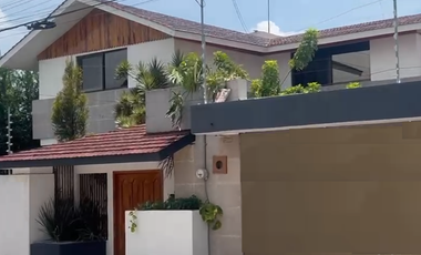 Rta arbide casa $28mil amplia casi esq.b. Algeciras solo p/officinas,comercio, consultorios,etc.4 recam c/u baño y vestidor cto lavado/ y servicio