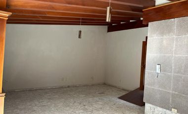 Rta arbide casa $28mil amplia casi esq.b. Algeciras solo p/officinas,comercio, consultorios,etc.4 recam c/u baño y vestidor cto lavado/ y servicio