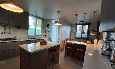 IMPECABLE CASA EN CHAMISDERO A SÓLO 10 MINUTOS DE VITACURA