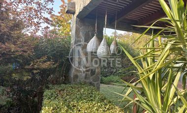 IMPECABLE CASA EN CHAMISDERO A SÓLO 10 MINUTOS DE VITACURA