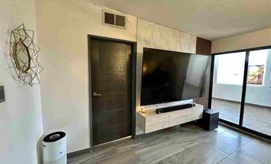 VENTA CASA EN RINCONES DE SAN MARCOS(RINCONADA DE SAN MARCOS)FRENTE A PARQUE. 3 RECAMARAS Y UN DEPTO. INDEPEN. 425M2 C. TOTALMENTE REMODELADA Y EQUIPADA.