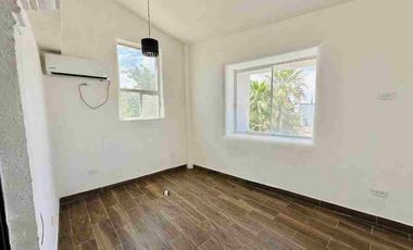 VENTA CASA EN RINCONES DE SAN MARCOS(RINCONADA DE SAN MARCOS)FRENTE A PARQUE. 3 RECAMARAS Y UN DEPTO. INDEPEN. 425M2 C. TOTALMENTE REMODELADA Y EQUIPADA.