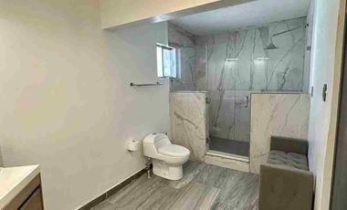 VENTA CASA EN RINCONES DE SAN MARCOS(RINCONADA DE SAN MARCOS)FRENTE A PARQUE. 3 RECAMARAS Y UN DEPTO. INDEPEN. 425M2 C. TOTALMENTE REMODELADA Y EQUIPADA.
