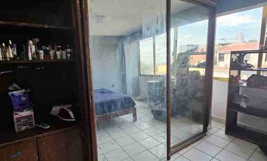 Casa amplia con terreno excedente