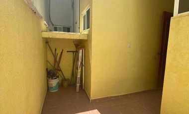 casa en costa de oro exelente ubicacion