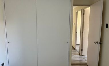Condominio Privado, buena ubicación, con piscina, salón de eventos y estacionamiento.