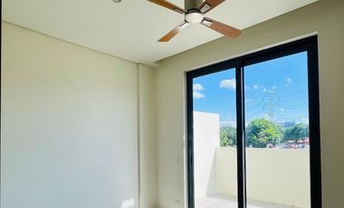 FOR SALE – 3-STOREY TOWNHOUSE IN MUNTINLUPA CITY!