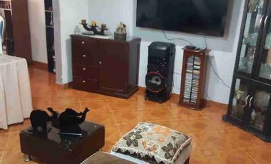 Venta o permuta de casa en San Joaquín. Manizales.