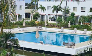 EXCELENTE VILLA AMPLIA Y DE BUEN GUSTO EN RESIDENCIAL VINDEZA