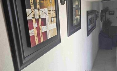 EXCELENTE VILLA AMPLIA Y DE BUEN GUSTO EN RESIDENCIAL VINDEZA