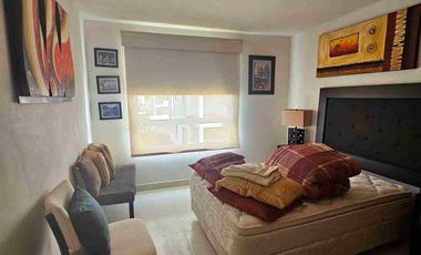 EXCELENTE VILLA AMPLIA Y DE BUEN GUSTO EN RESIDENCIAL VINDEZA