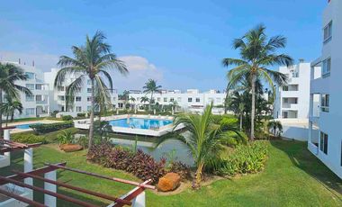 EXCELENTE VILLA AMPLIA Y DE BUEN GUSTO EN RESIDENCIAL VINDEZA