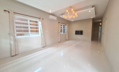3 BRM, 2 BATH Renovated House For Sale In Mak Khaeng, Udon Thani, Thailand.