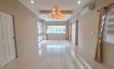 3 BRM, 2 BATH Renovated House For Sale In Mak Khaeng, Udon Thani, Thailand.
