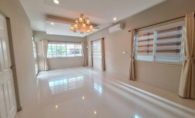 3 BRM, 2 BATH Renovated House For Sale In Mak Khaeng, Udon Thani, Thailand.