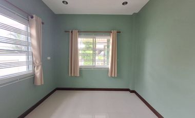 3 BRM, 2 BATH Renovated House For Sale In Mak Khaeng, Udon Thani, Thailand.