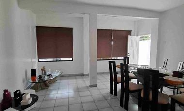 Miraflores : en alquiler departamento de 120 mts , 3 habitaciones y parqueo con puerta eléctrica