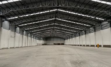 Nave 7,500 M2 Parque JINT Zona Planta VW