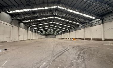 Nave 7,500 M2 Parque JINT Zona Planta VW