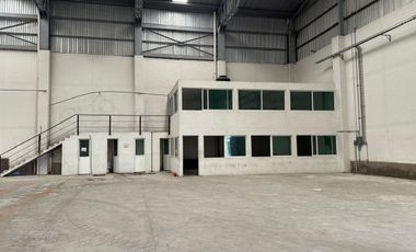 Nave 7,500 M2 Parque JINT Zona Planta VW