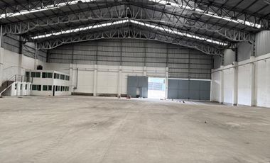 Nave 7,500 M2 Parque JINT Zona Planta VW