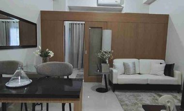 GLAM RESIDENCES - Hotel like Living NEAR Tomas Morato
