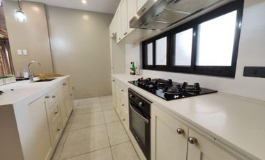 4 Bedroom semi furnished House for RENT in Angeles City Pampanga