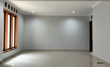 RUMAH TINGGAL MODERN SPLIT LEVEL BARU RENOVASI DI SETIABUDI REGENCY KAWASAN BANDUNG UTARA