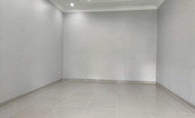 RUMAH TINGGAL MODERN SPLIT LEVEL BARU RENOVASI DI SETIABUDI REGENCY KAWASAN BANDUNG UTARA