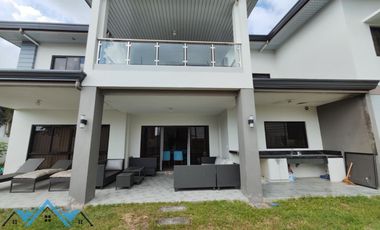 5 Bedroom House with Big Pool For RENT in Amsic Angeles City Pampanga