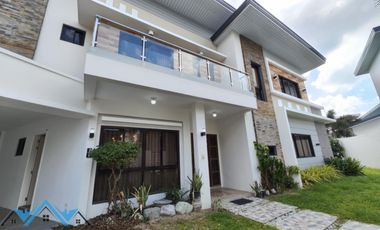 5 Bedroom House with Big Pool For RENT in Amsic Angeles City Pampanga