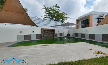 5 Bedroom House with Big Pool For RENT in Amsic Angeles City Pampanga