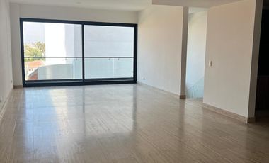 SE RENTA DEPARTAMENTO 4 RECAMARAS TORRE PUNTO HORIZONTE LOMAS DE ANGELOPOLIS